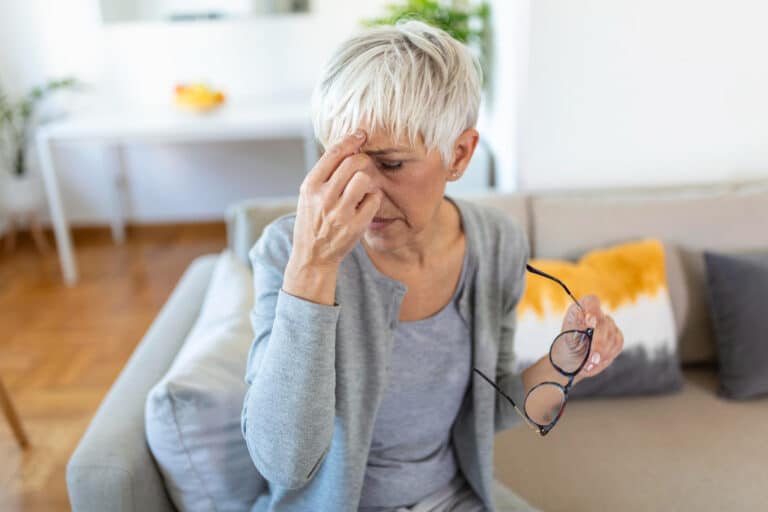 Quando posso voltar ao trabalho após cirurgia de catarata? 